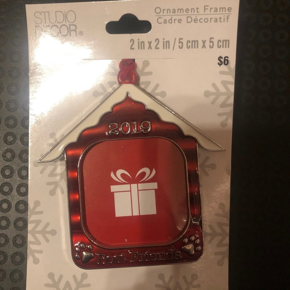 2019 dog house Christmas ornament